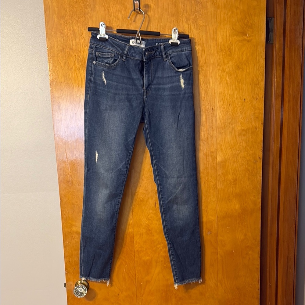 DL1961 instasculpt Skinny cropped Jeans Distressed Style